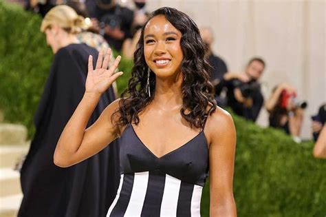 leylah fernandez sexy|Leylah Fernandez had a blast at the Met Gala (PHOTOS)